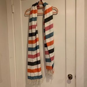 NWT GAP 2-in-1 Scarf & Wrap/Shawl